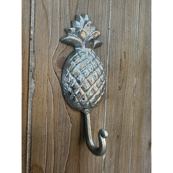 Pineapple Wall Hanging Hook - 8” Decorative Cast Metal Coat and Key Hanger - Picture 2 of 4